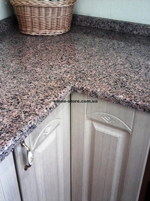 Стільниця з покостівського граніту